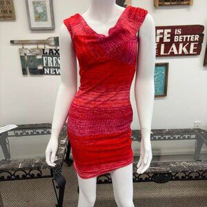 Red Textured Bodycon Mini Dress – Excellent Condition